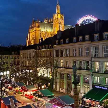 Appartement Grand Loft Industriel Avec Vue Cathedrale Centre *